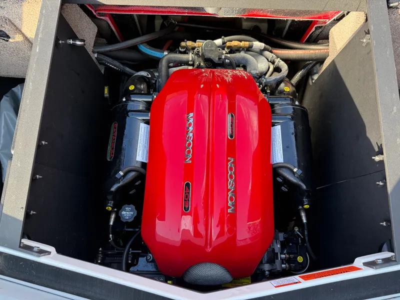 Slide: The Image of Malibu 22LSV 2019 - 17