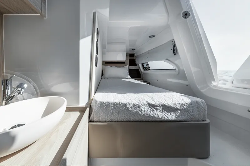 Slide: The Image of Azimut Fly 53 2026 - 25