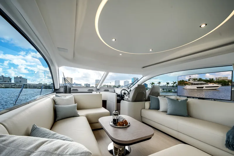 Slide: The Image of Azimut Fly 53 2026 - 30