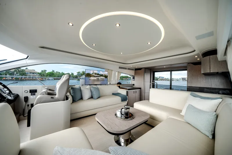 Slide: The Image of Azimut Fly 53 2026 - 34