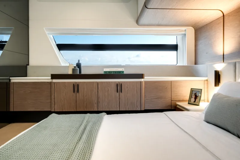 Slide: The Image of Azimut Fly 53 2026 - 39