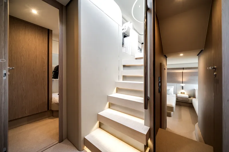 Slide: The Image of Azimut Fly 53 2026 - 46