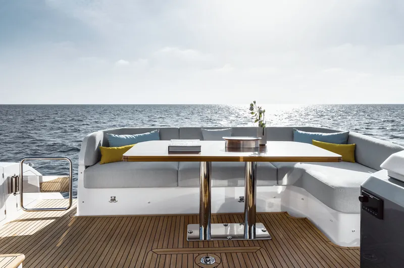 Slide: The Image of Azimut Fly 53 2026 - 5