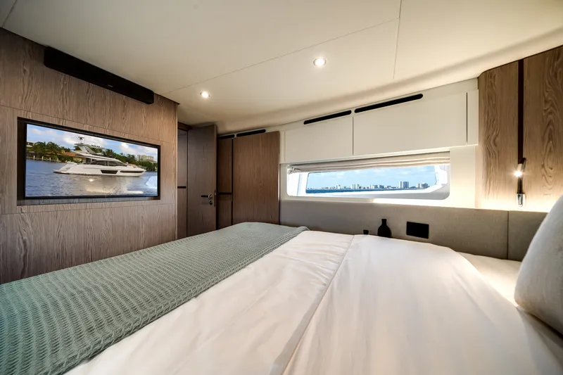 Slide: The Image of Azimut Fly 53 2026 - 56