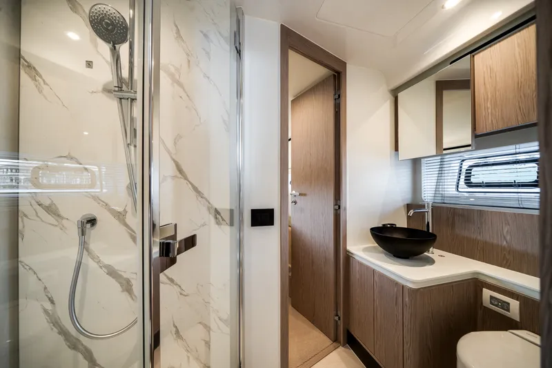 Slide: The Image of Azimut Fly 53 2026 - 58