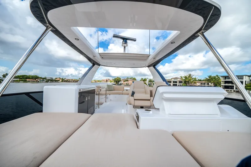 Slide: The Image of Azimut Fly 53 2026 - 66