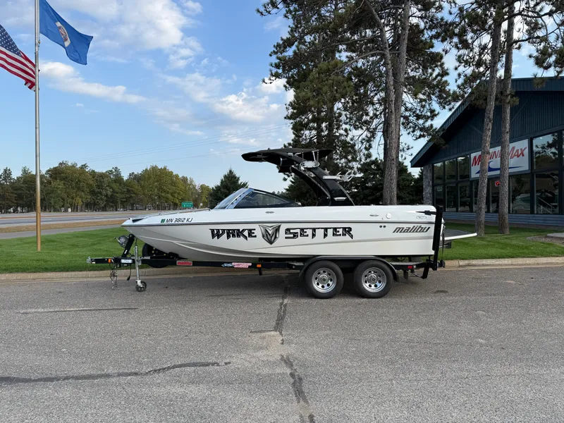 Slide: The Image of Malibu 20 VTX 2008 - 2