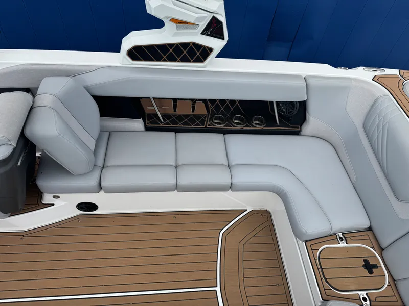 Slide: The Image of Nautique Super Air Nautique GS24 2022 - 13