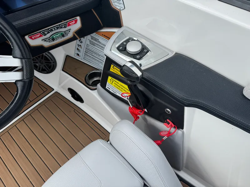 Slide: The Image of Nautique Super Air Nautique GS24 2022 - 24