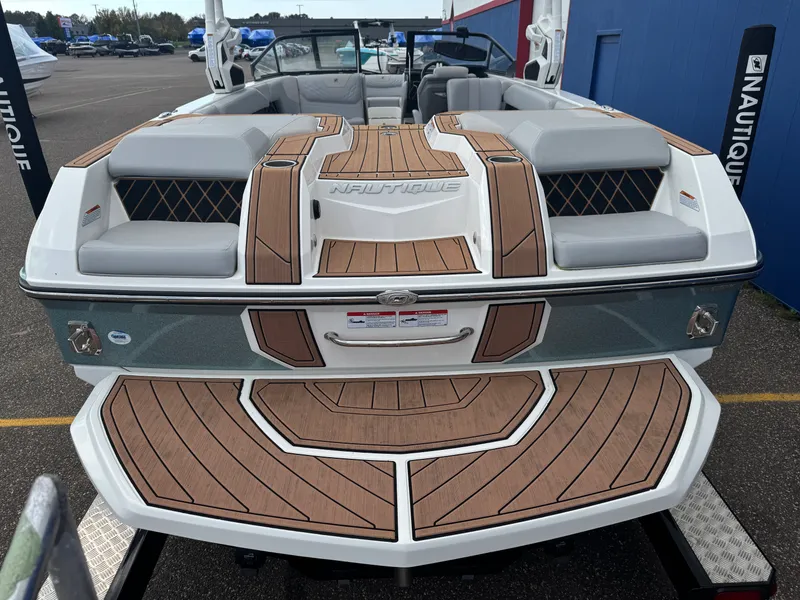 Slide: The Image of Nautique Super Air Nautique GS24 2022 - 4