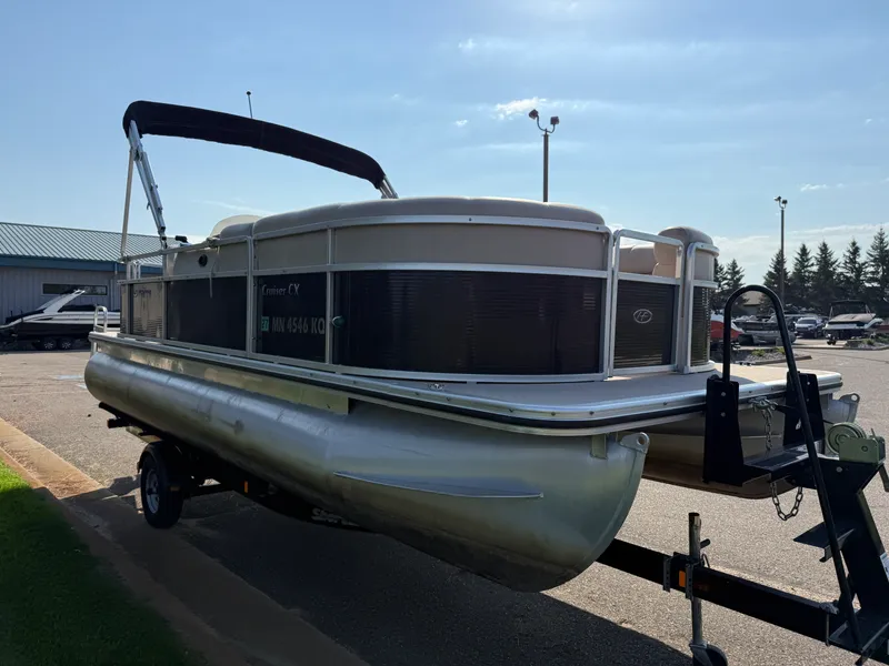 Slide: The Image of Harris 200 CRUISER 2010 - 4