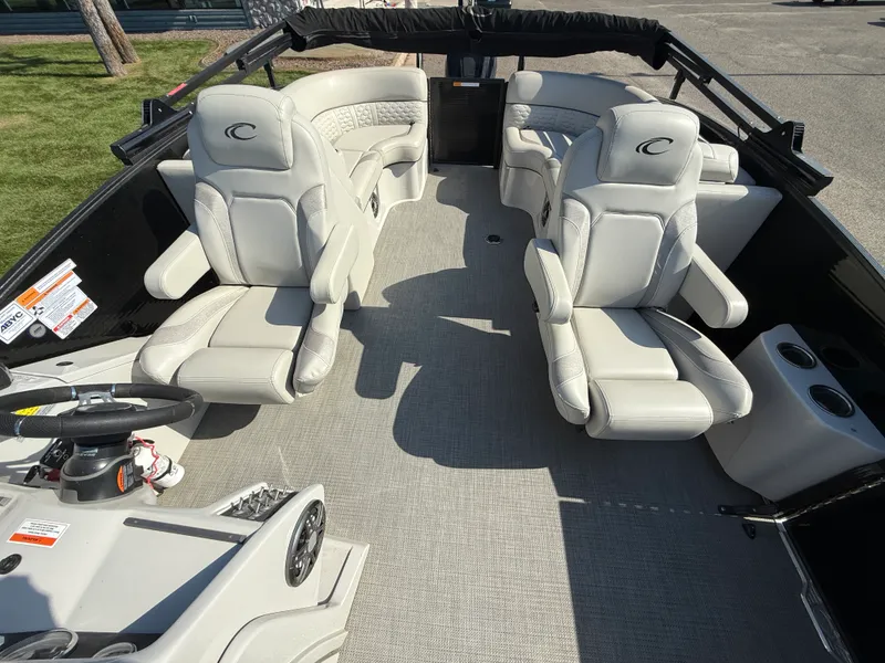 Slide: The Image of Crest Caribbean LX 230 2022 - 4