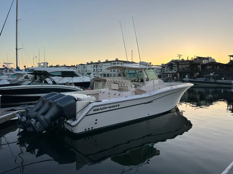 Slide: The Image of Grady-White 376 CANYON 2014 - 17