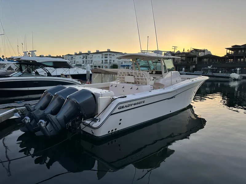 Slide: The Image of Grady-White 376 CANYON 2014 - 2