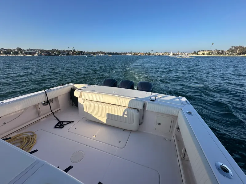 Slide: The Image of Grady-White 376 CANYON 2014 - 22