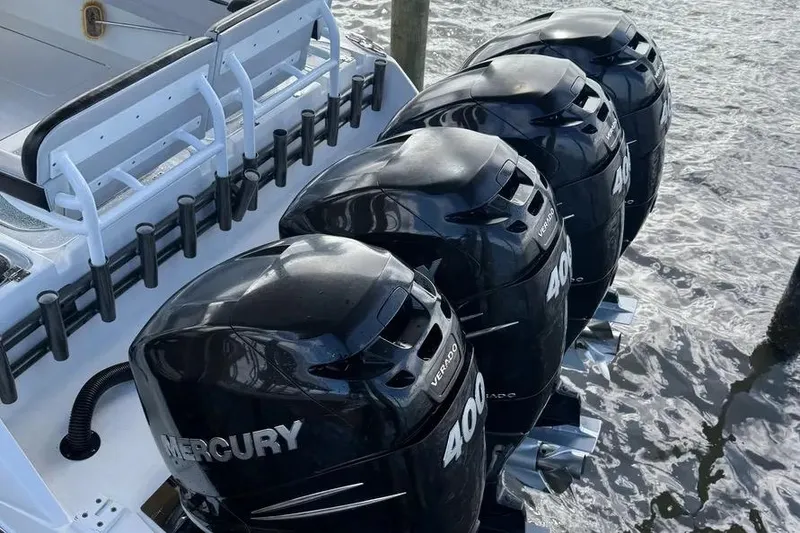 Slide: The Image of Nor-Tech 392 Super Fish 2018 - 13
