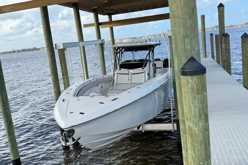 The Image of Nor-Tech 392 Super Fish 2018 - 2