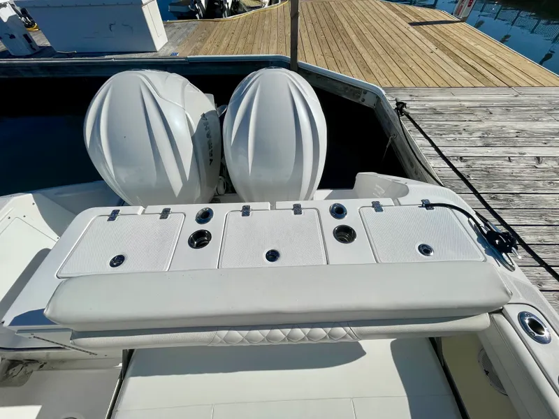 Slide: The Image of EdgeWater 28CX 2022 - 4