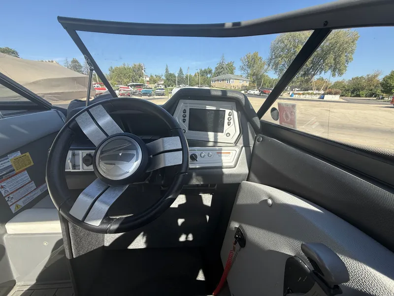 Slide: The Image of Tige R21 2018 - 15