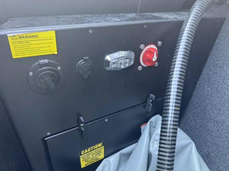 Slide: The Image of Tige R21 2018 - 9