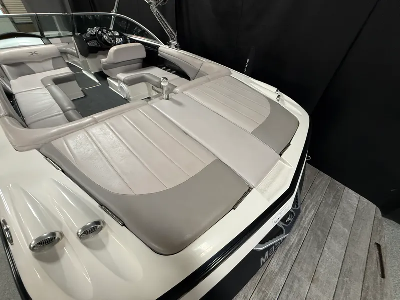 Slide: The Image of Mastercraft X45 2007 - 16