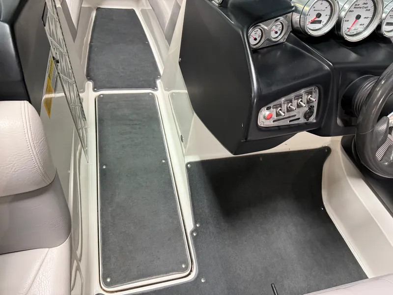 Slide: The Image of Mastercraft X45 2007 - 57