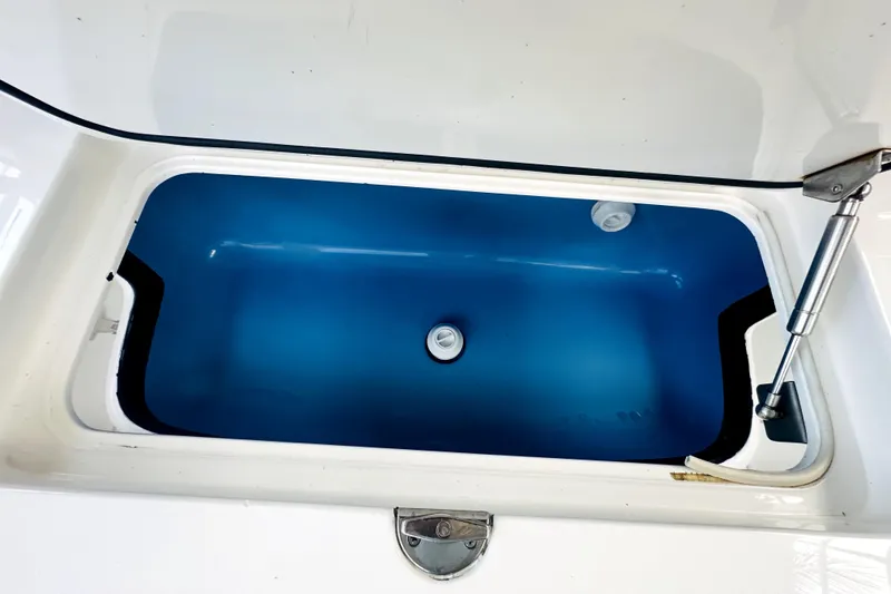 Slide: The Image of Intrepid 375 Center Console 2018 - 22
