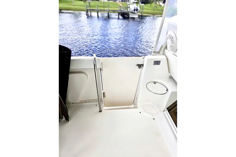 Slide: The Image of Silverton 392 Motor Yacht 1997 - 21