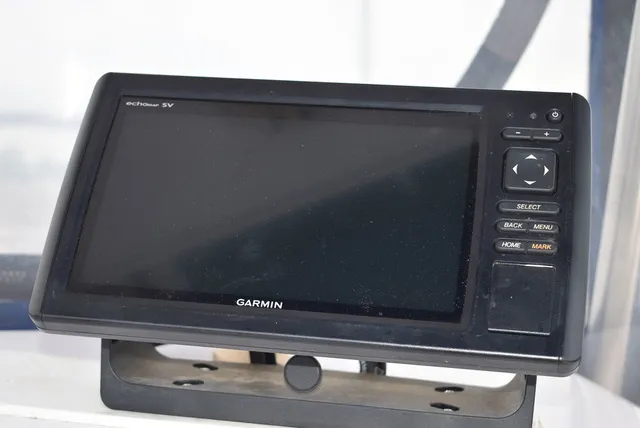 Slide: The Image of Pro Line 20 Sport Center Console 2002 - 43