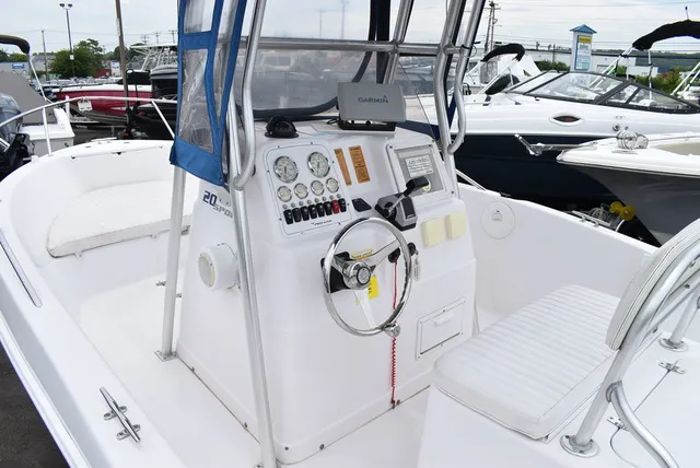 Slide: The Image of Pro Line 20 Sport Center Console 2002 - 20