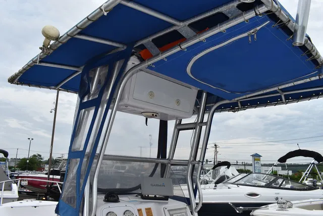 Slide: The Image of Pro Line 20 Sport Center Console 2002 - 21