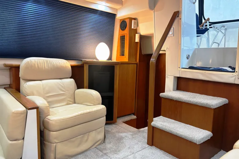 Slide: The Image of Carver Yachts 355 Aft Cabin Motor Yacht 1995 - 22