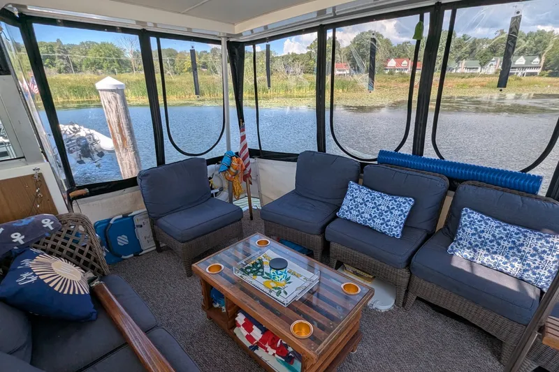 Slide: The Image of Bertram 42 Flybridge Motor Yacht 1975 - 3