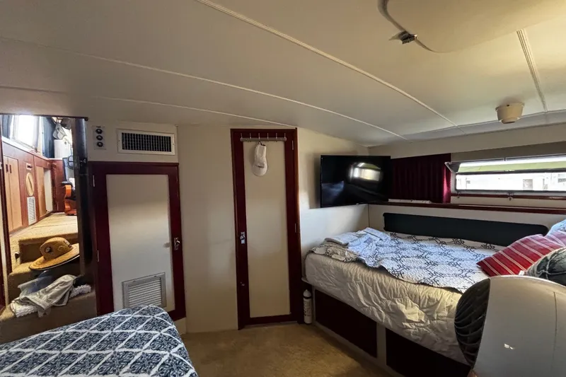 Slide: The Image of Bertram 42 Flybridge Motor Yacht 1975 - 21