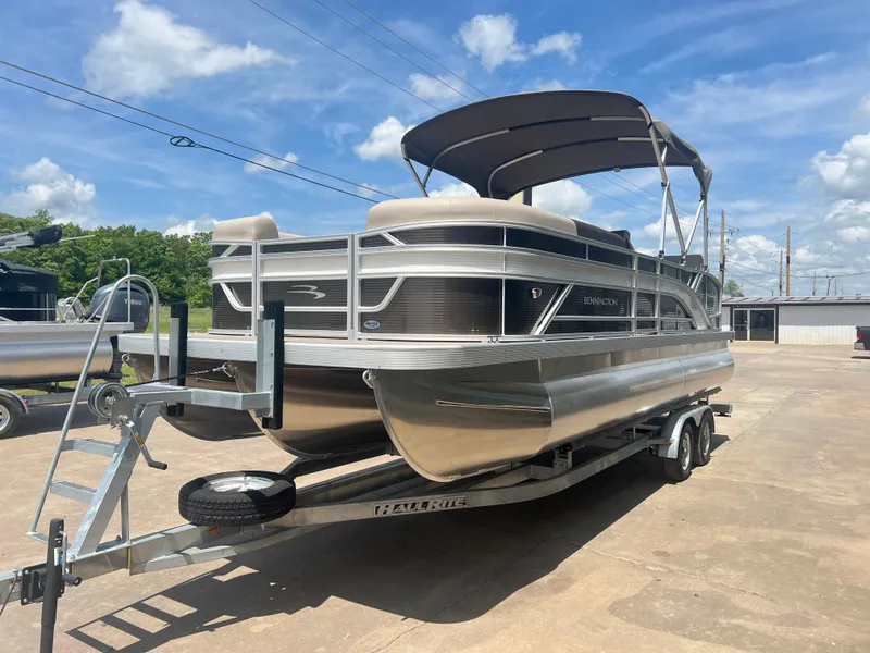 Slide: The Image of Bennington 22 SSB 2024 - 1