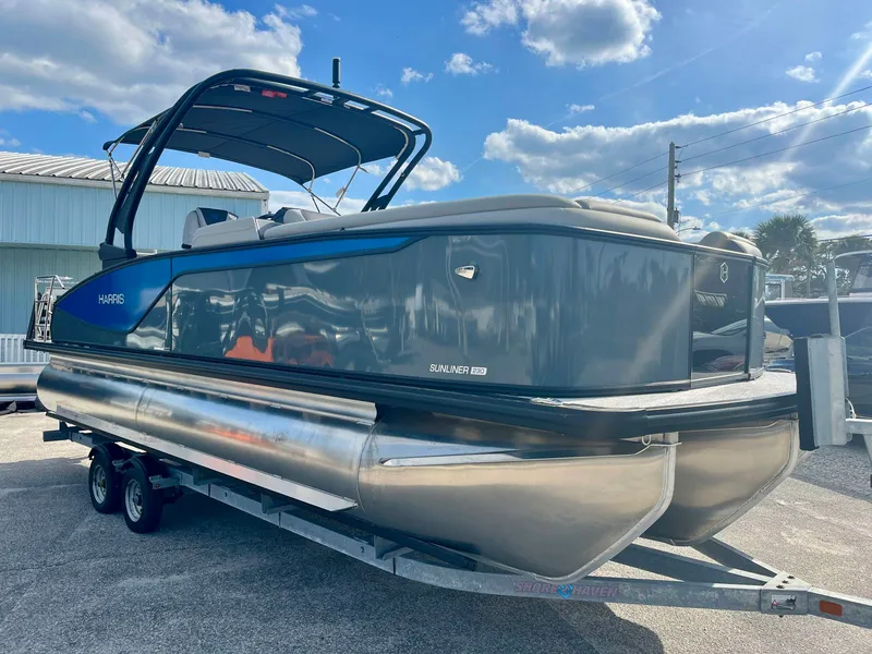 Slide: The Image of Harris Sunliner 230S 2026 - 6