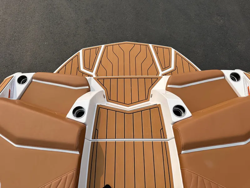 Slide: The Image of Nautique G23 2026 - 6