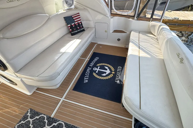 Slide: The Image of Sea Ray 340 Sundancer 2000 - 7