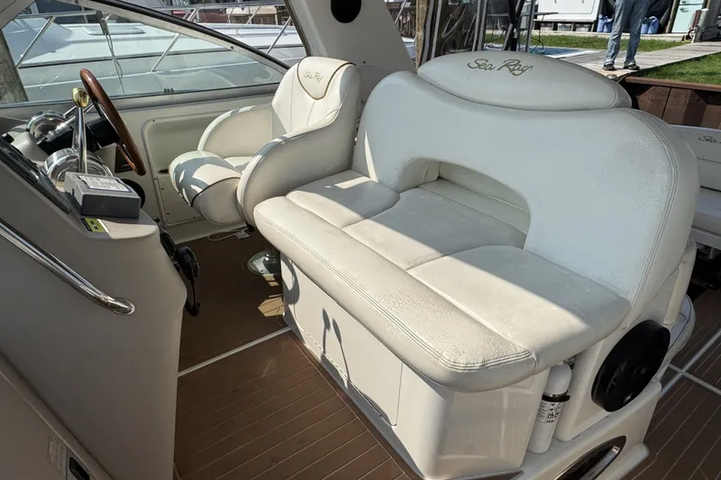 Slide: The Image of Sea Ray 340 Sundancer 2000 - 10