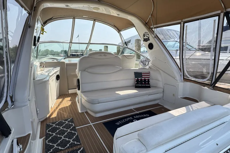 Slide: The Image of Sea Ray 340 Sundancer 2000 - 5