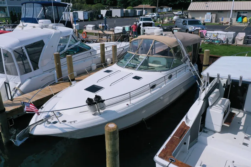 Slide: The Image of Sea Ray 340 Sundancer 2000 - 3