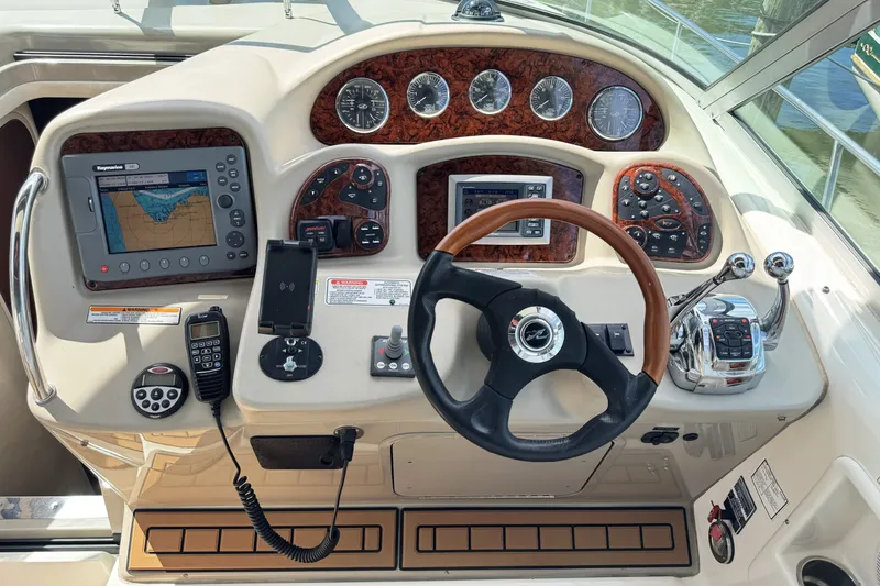 Slide: The Image of Sea Ray 340 Sundancer 2008 - 13