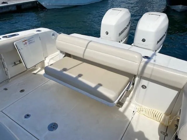 Slide: The Image of Boston Whaler 330 Outrage 2019 - 13