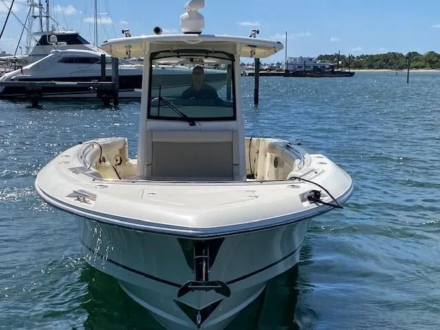 Slide: The Image of Boston Whaler 330 Outrage 2019 - 5