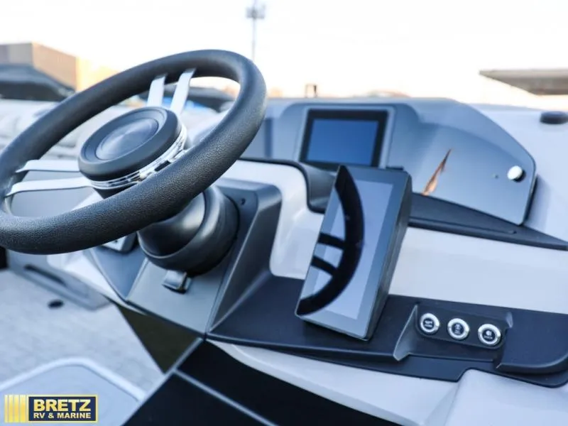 Slide: The Image of Barletta Boats C22UC 2027 - 20