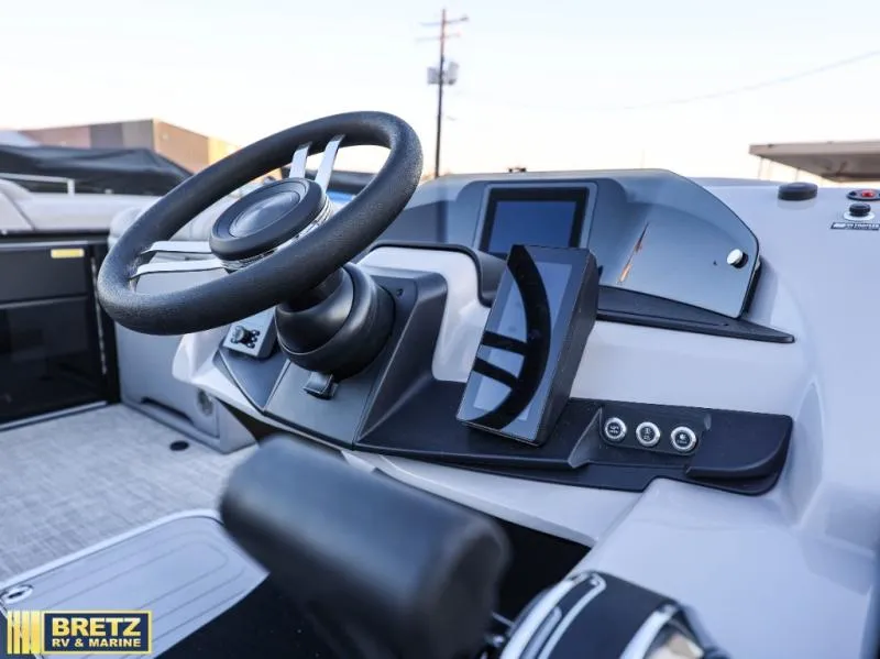 Slide: The Image of Barletta Boats C22UC 2027 - 19