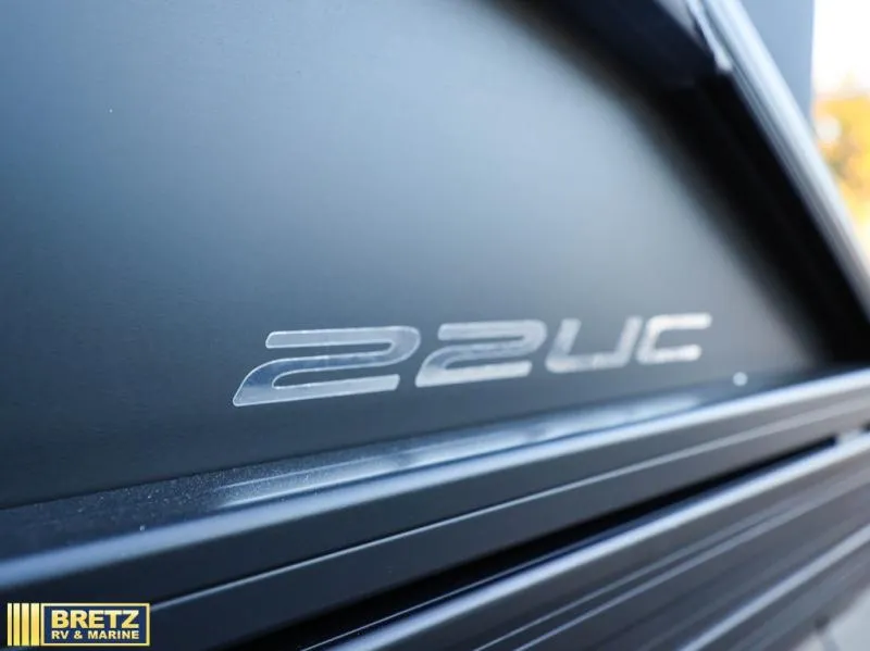 Slide: The Image of Barletta Boats C22UC 2027 - 4