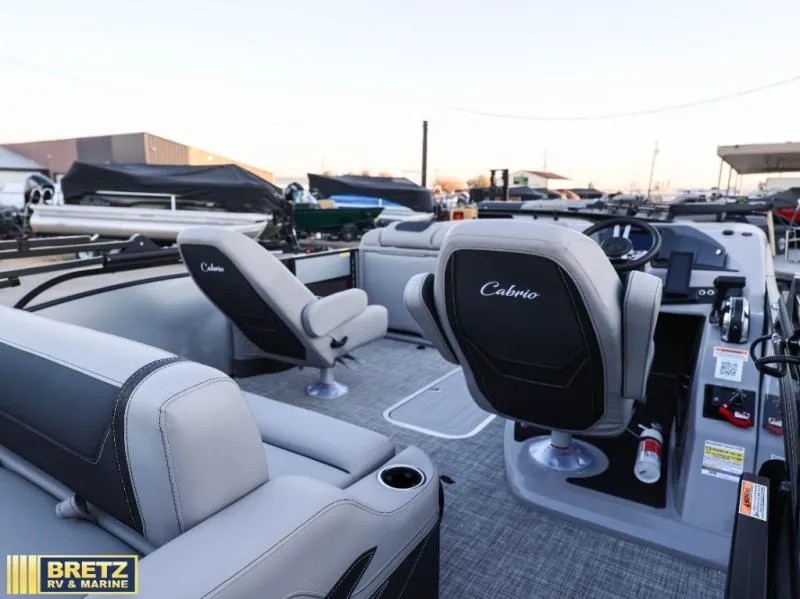 Slide: The Image of Barletta Boats C24UC 2027 - 22