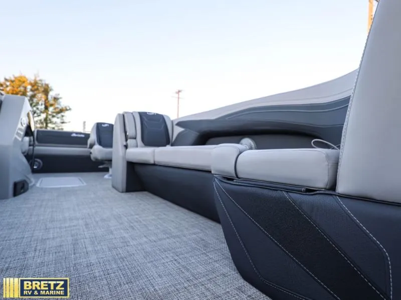 Slide: The Image of Barletta Boats C24UC 2027 - 15