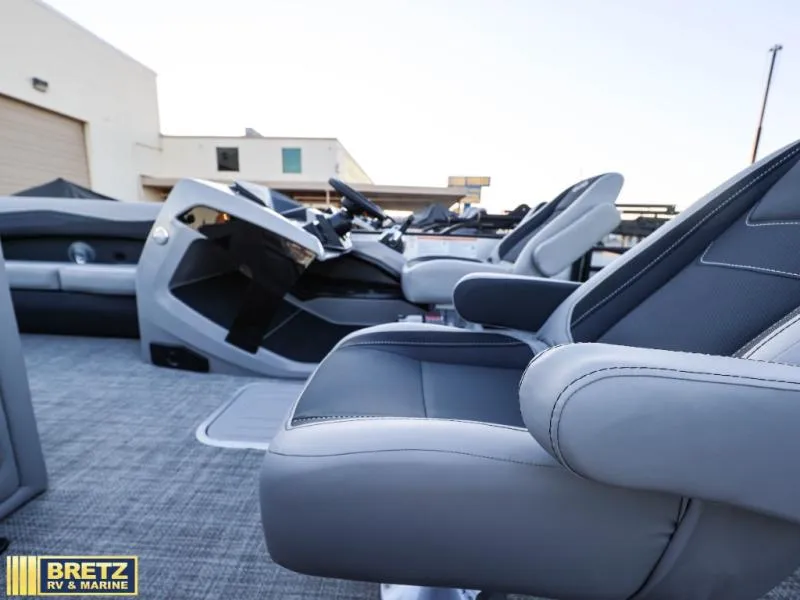 Slide: The Image of Barletta Boats C24UC 2027 - 10